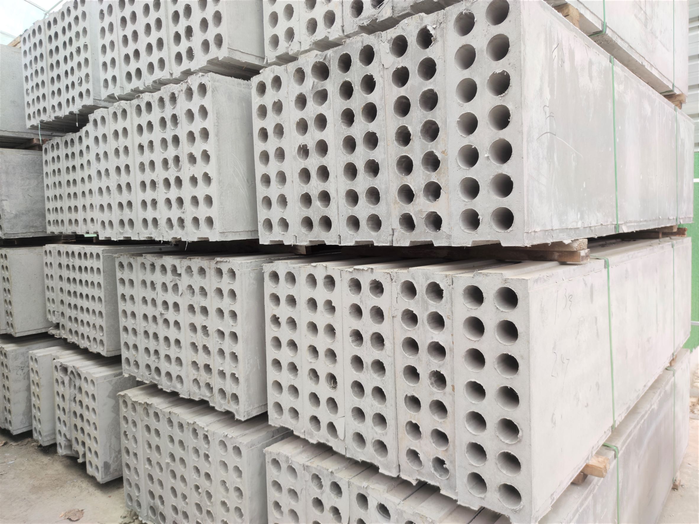 安徽自动化石膏隔墙条板生产线